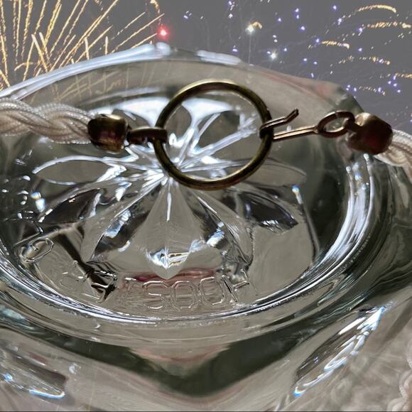 Vintage Costume Jewelry 3 Necklaces and 1 pair of clip-on earrings 4-pc Bundle - Picture 8 of 15